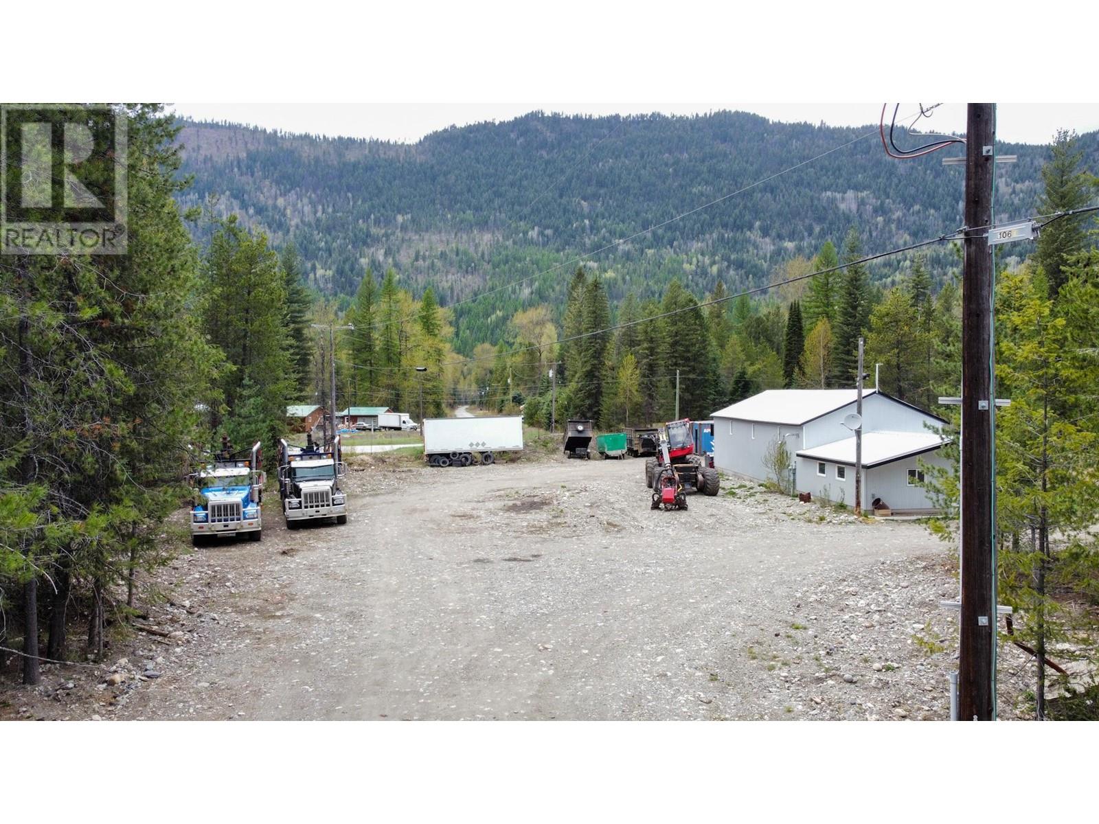 1978 Airport Road, Salmo, British Columbia  V0G 1Z0 - Photo 30 - 10339969