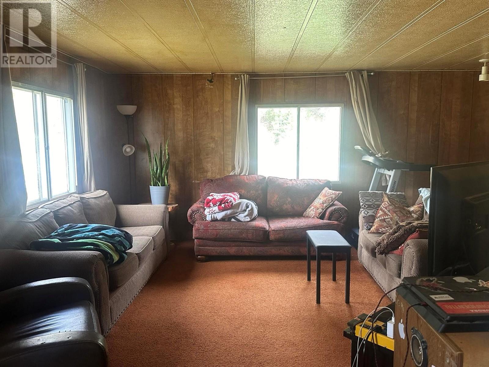 1978 Airport Road, Salmo, British Columbia  V0G 1Z0 - Photo 13 - 10339969