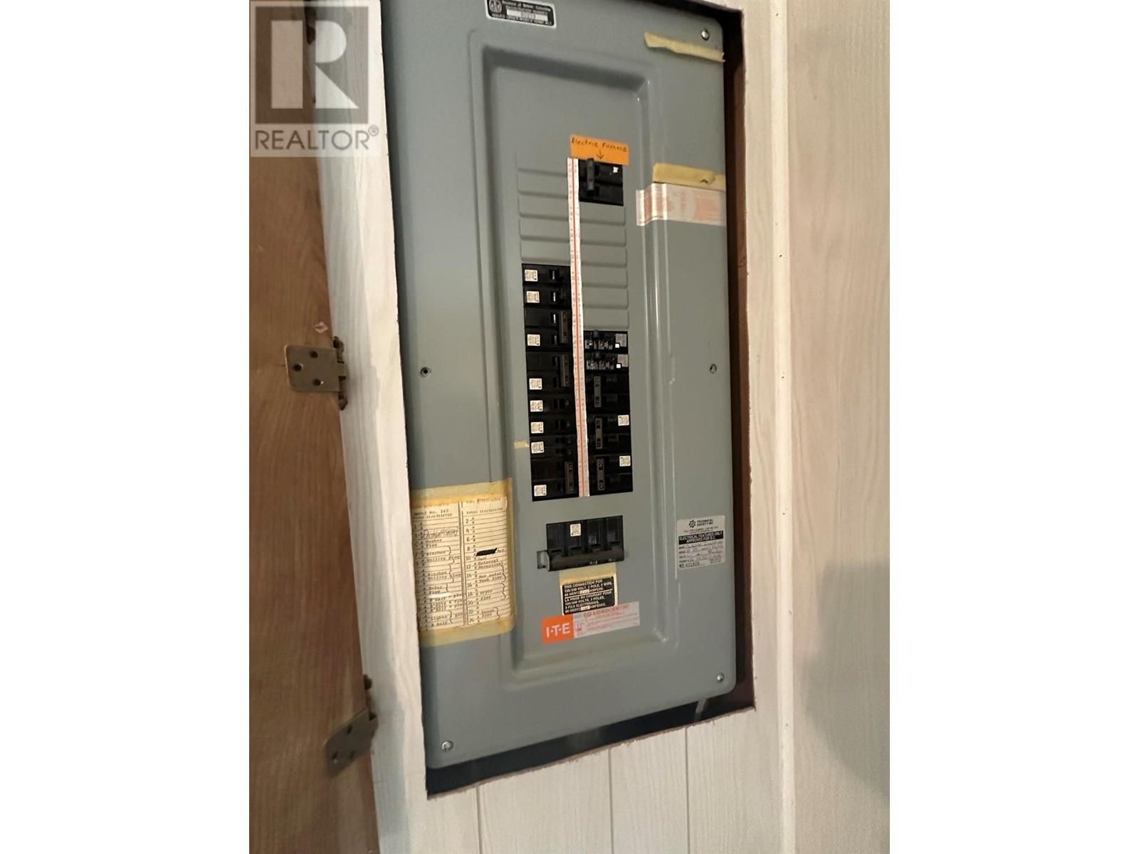1978 Airport Road, Salmo, British Columbia  V0G 1Z0 - Photo 26 - 10339969