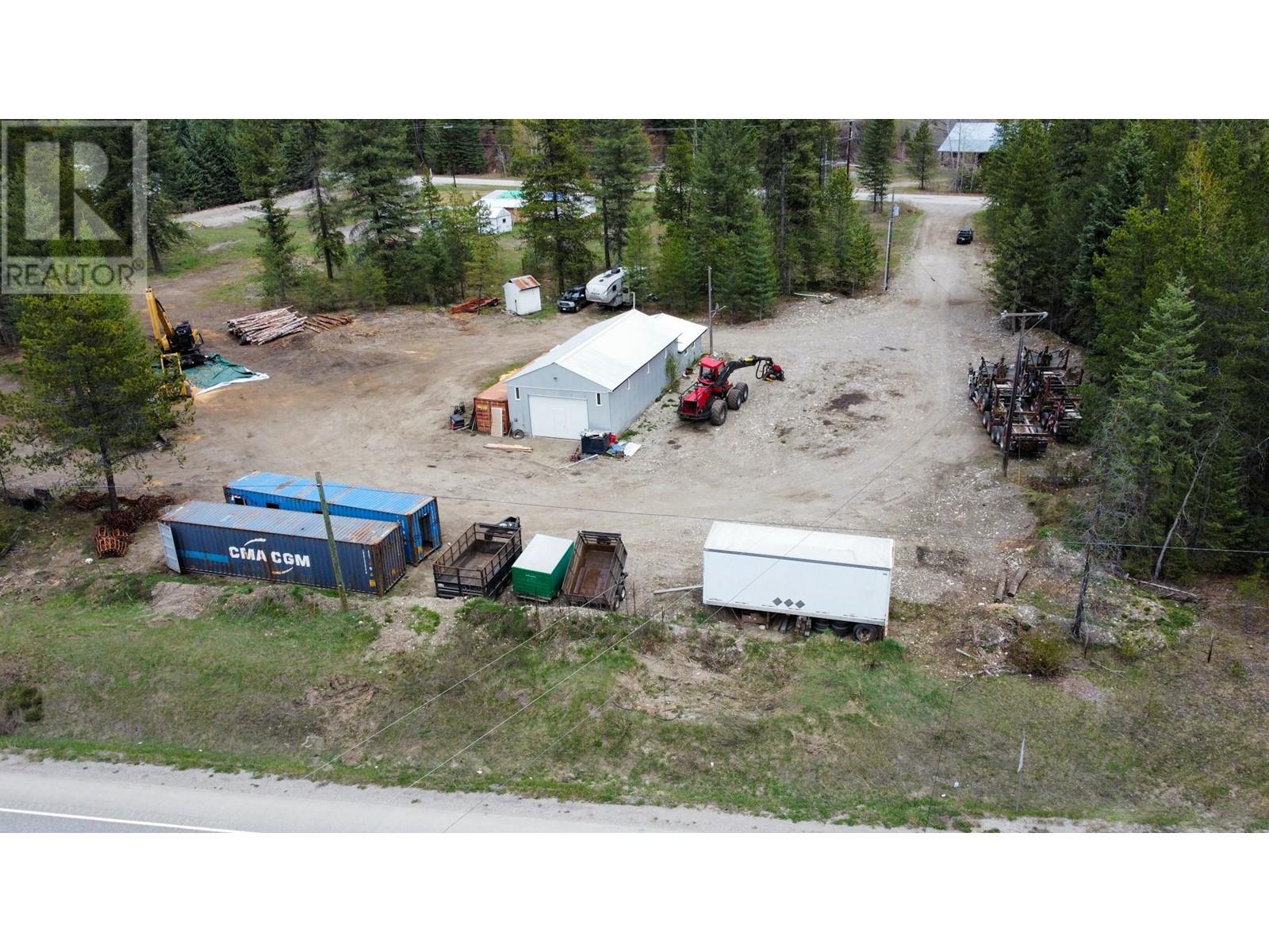 1978 Airport Road, Salmo, British Columbia  V0G 1Z0 - Photo 8 - 10339969