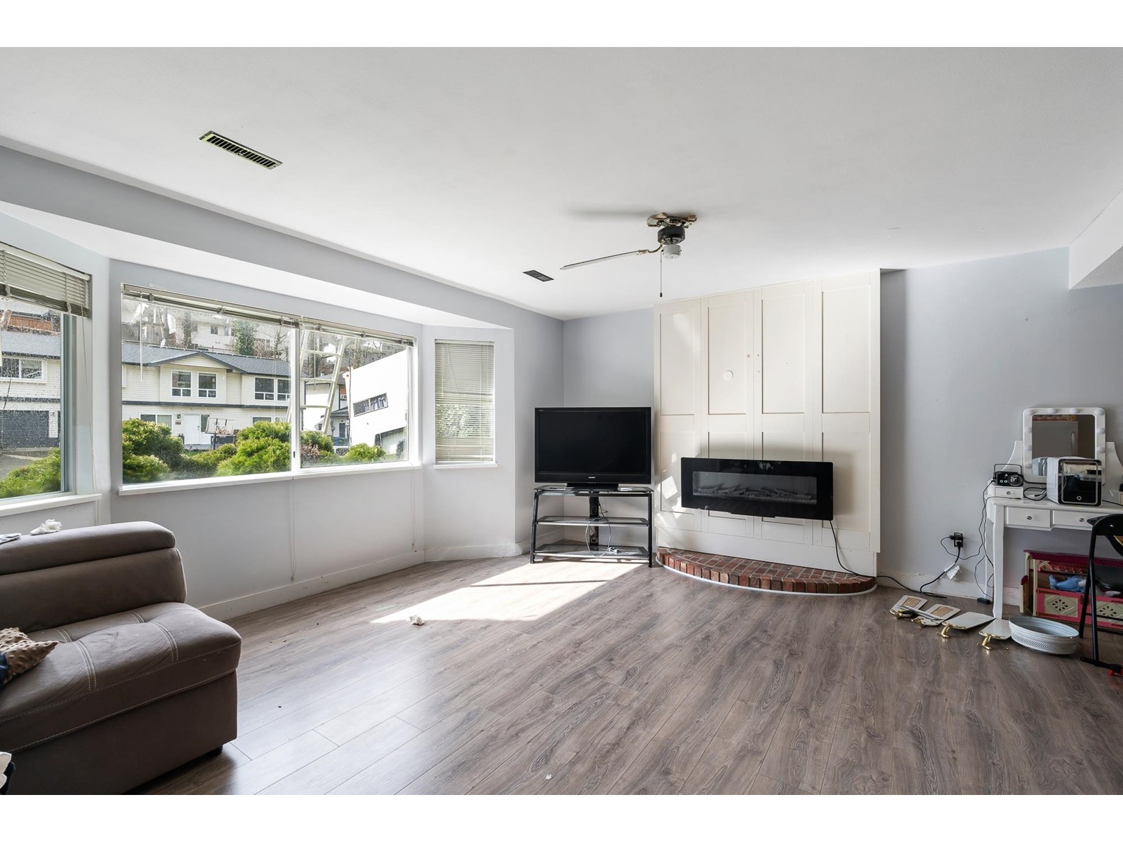 Property at 2300 HARPER DRIVE image 5