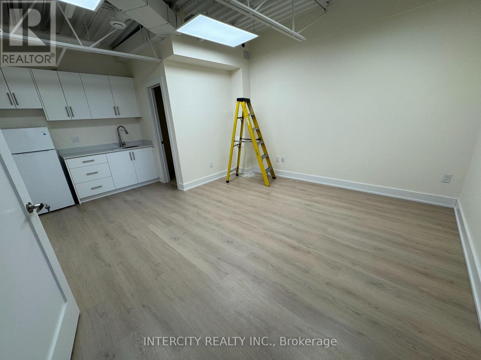 26b-A - 665 Millway Avenue, Vaughan, Ontario  L4K 3T8 - Photo 6 - N9346690