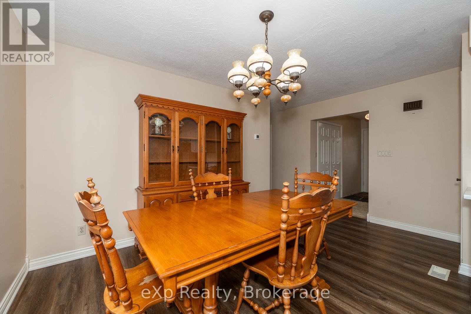 439607 Sydenham-Lakeshore Drive, Meaford, Ontario  N0H 1B0 - Photo 12 - X12035268