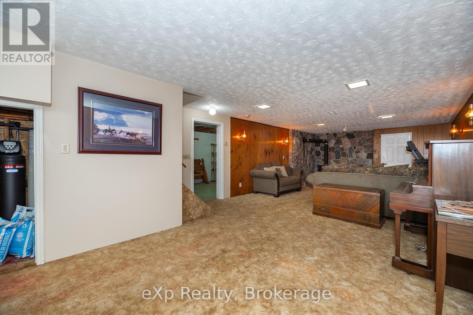 439607 Sydenham-Lakeshore Drive, Meaford, Ontario  N0H 1B0 - Photo 20 - X12035268