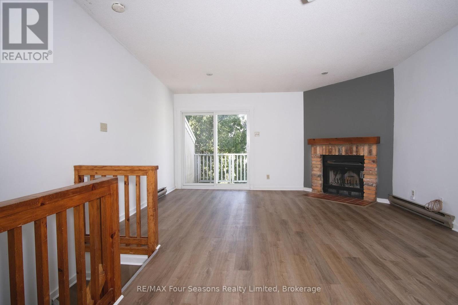Property at 534 - 22 DAWSON DRIVE image 5
