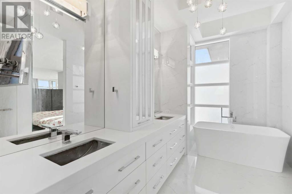 530 Crescent Road Nw, Calgary, Alberta  T2M 4A5 - Photo 27 - A2193760
