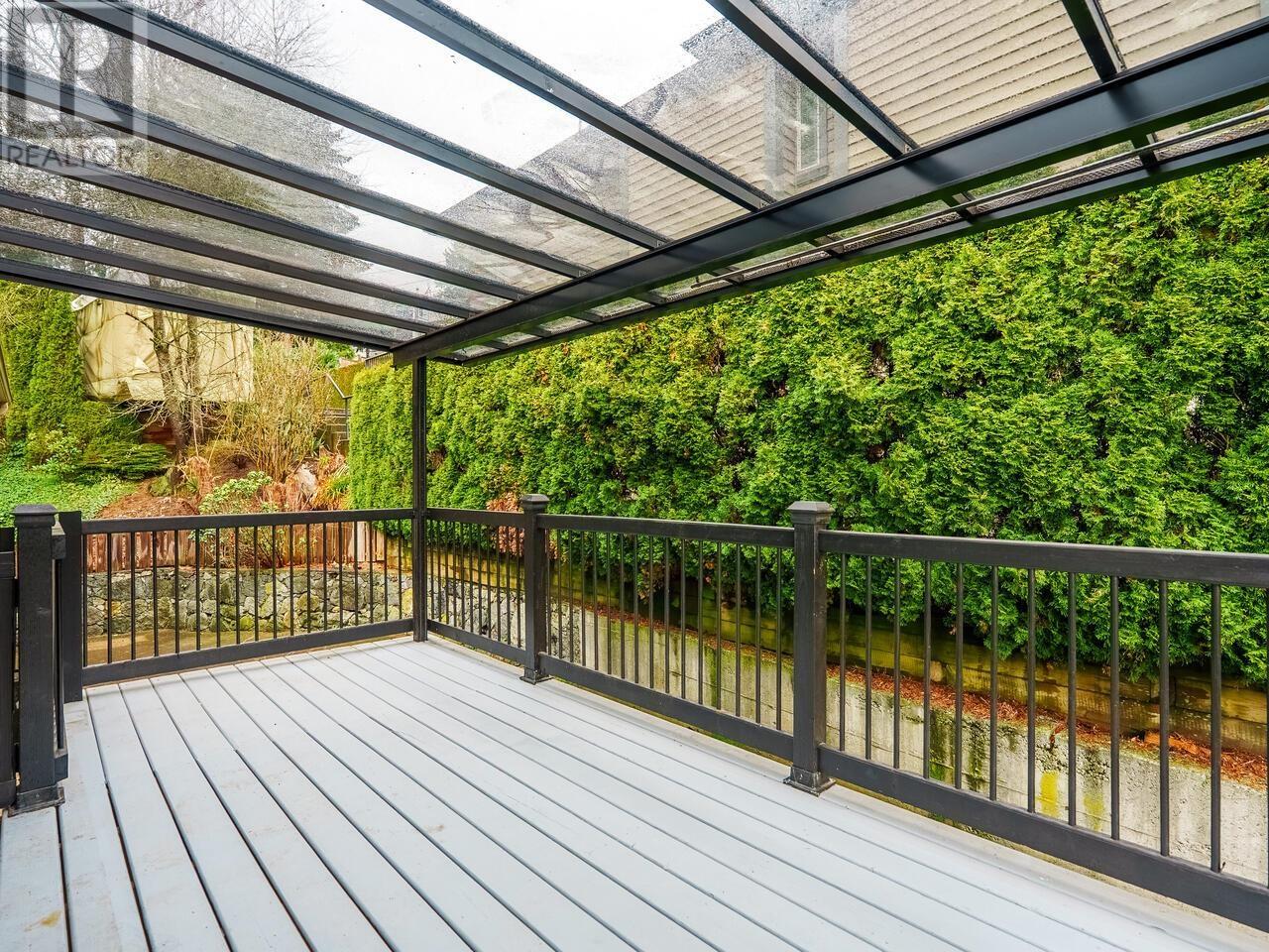 267 Chester Court, Coquitlam, British Columbia  V3K 5C2 - Photo 35 - R2978488