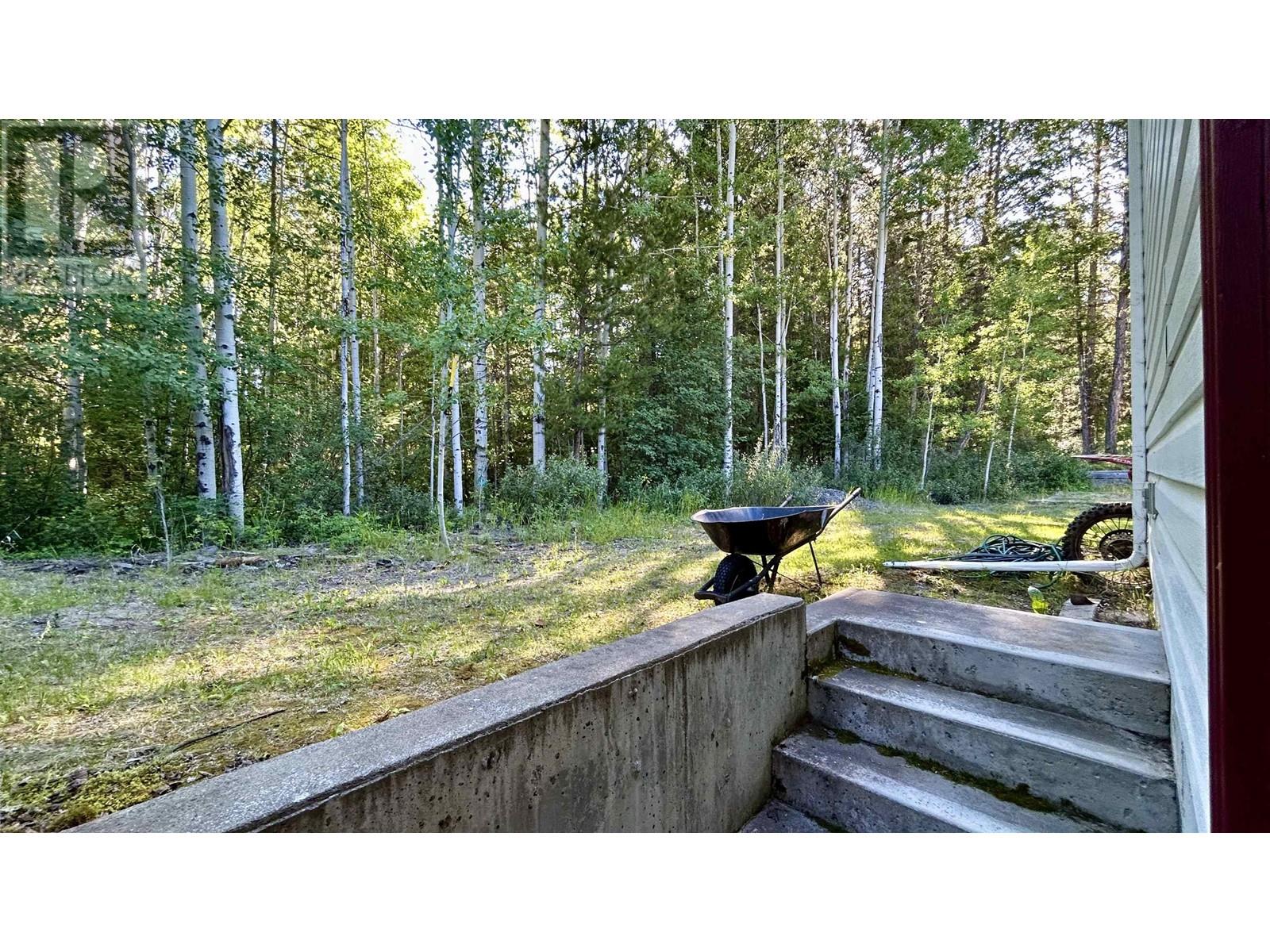 4775 Moneeyaw Road, 108 Mile Ranch, British Columbia  V0K 2Z0 - Photo 26 - R2980788