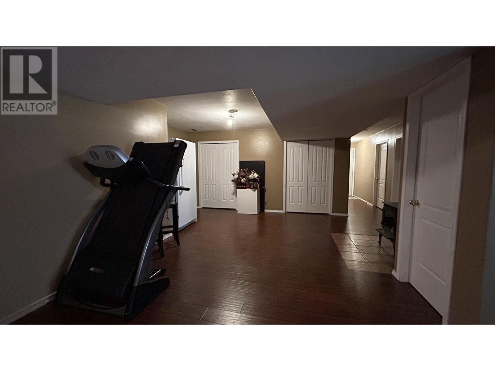 4775 Moneeyaw Road, 108 Mile Ranch, British Columbia  V0K 2Z0 - Photo 29 - R2980788