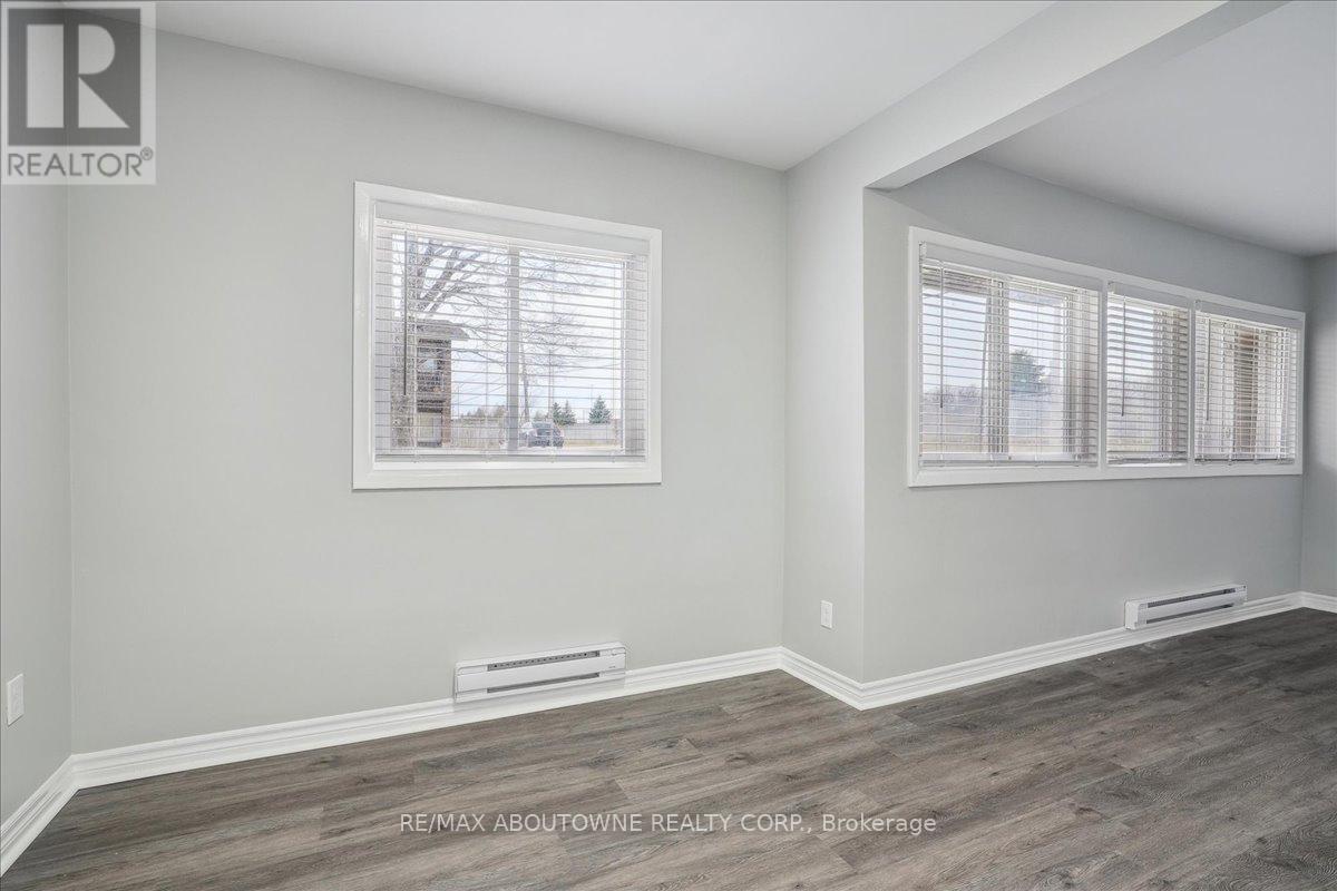 2 - 2354 Queensway Drive, Burlington, Ontario  L7R 3T3 - Photo 30 - W12035256