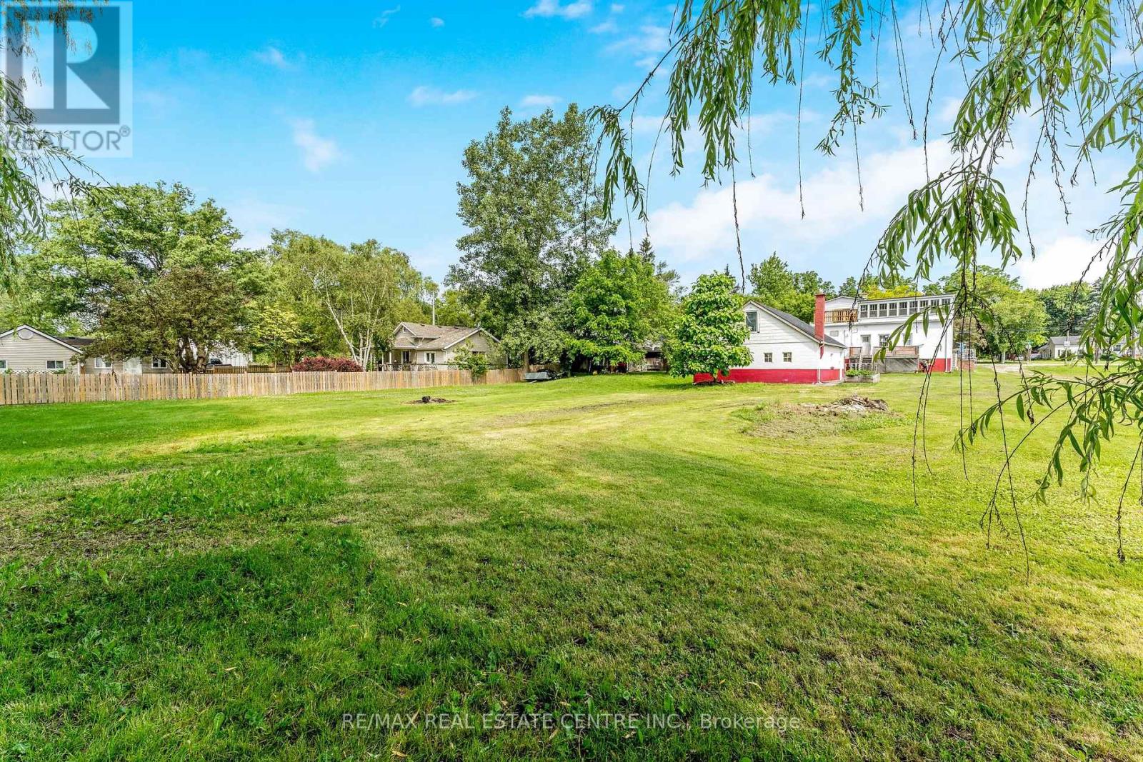 338 5 Concession W, Hamilton, Ontario  L0R 1V0 - Photo 4 - X12035252
