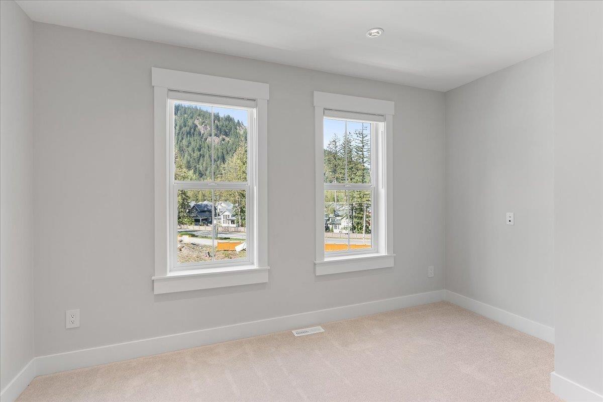 43376 Blue Grouse Lane, Cultus Lake South, Cultus Lake, British Columbia  V2R 0X8 - Photo 28 - R2980672