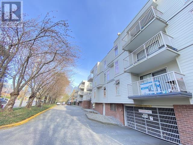 231 8500 Lansdowne Road, Richmond, British Columbia  V6X 3G4 - Photo 2 - R2980741