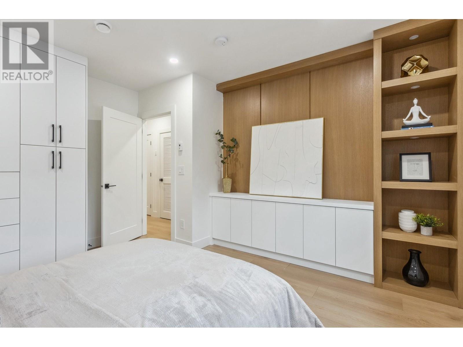 Listing Picture 26 of 40 : SL1 5715 FORGLEN DRIVE, Burnaby / 本拿比 - 魯藝地產 Yvonne Lu Group - MLS Medallion Club Member