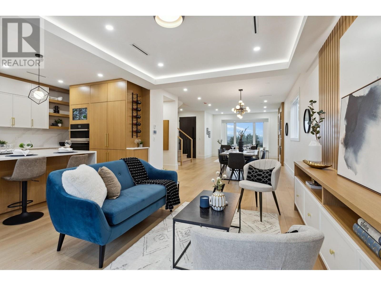 Listing Picture 7 of 40 : SL1 5715 FORGLEN DRIVE, Burnaby / 本拿比 - 魯藝地產 Yvonne Lu Group - MLS Medallion Club Member