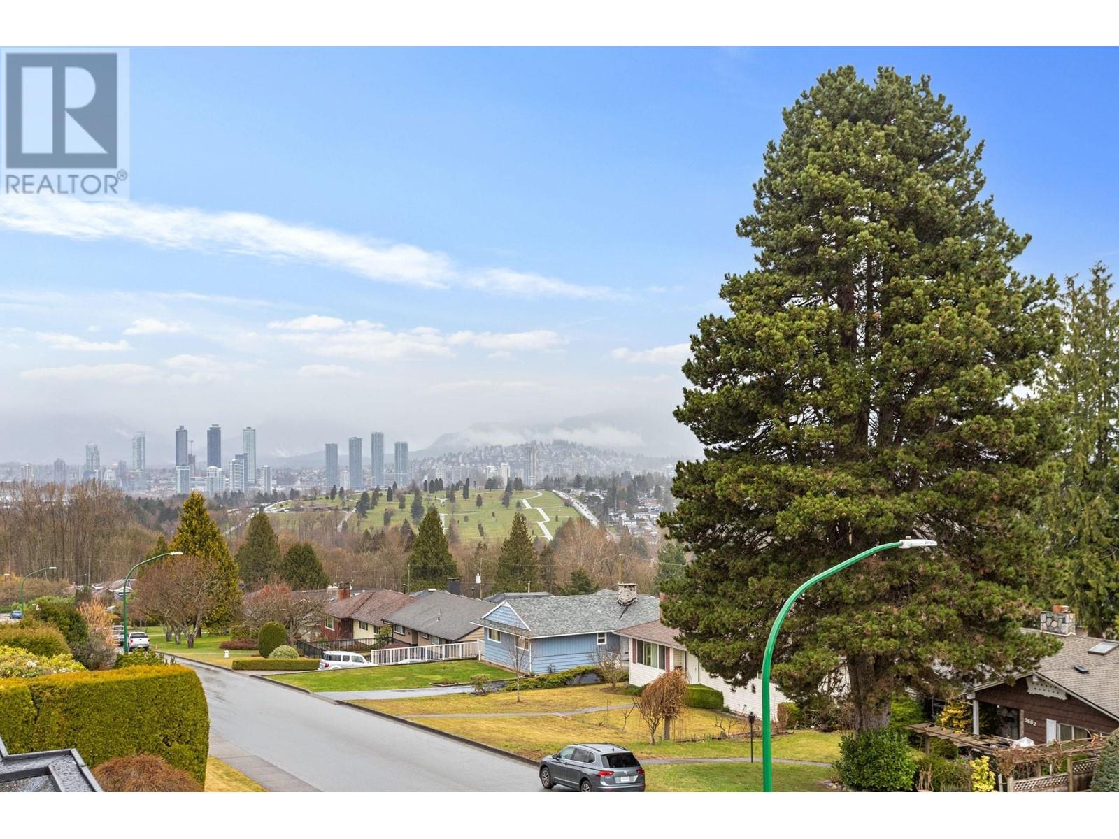 Listing Picture 21 of 40 : SL1 5715 FORGLEN DRIVE, Burnaby / 本拿比 - 魯藝地產 Yvonne Lu Group - MLS Medallion Club Member
