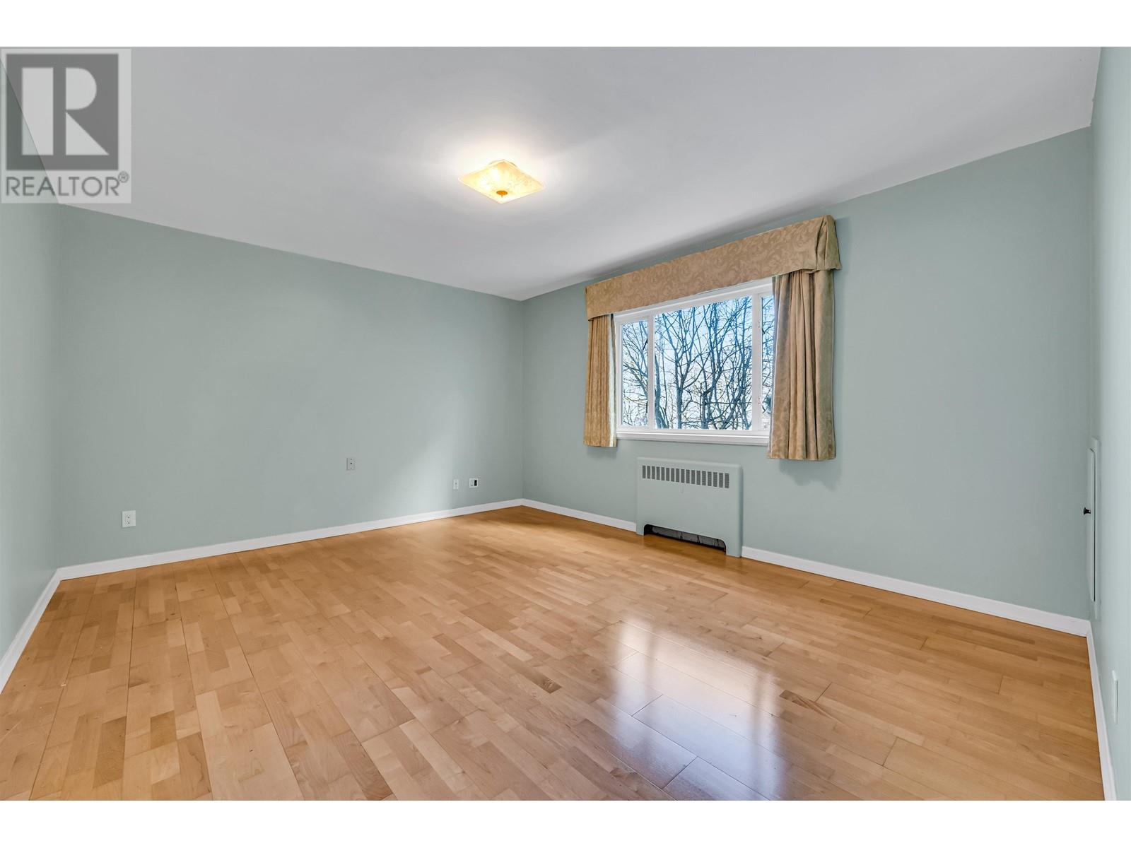 Listing Picture 16 of 35 : 201 1949 BEACH AVENUE, Vancouver / 溫哥華 - 魯藝地產 Yvonne Lu Group - MLS Medallion Club Member