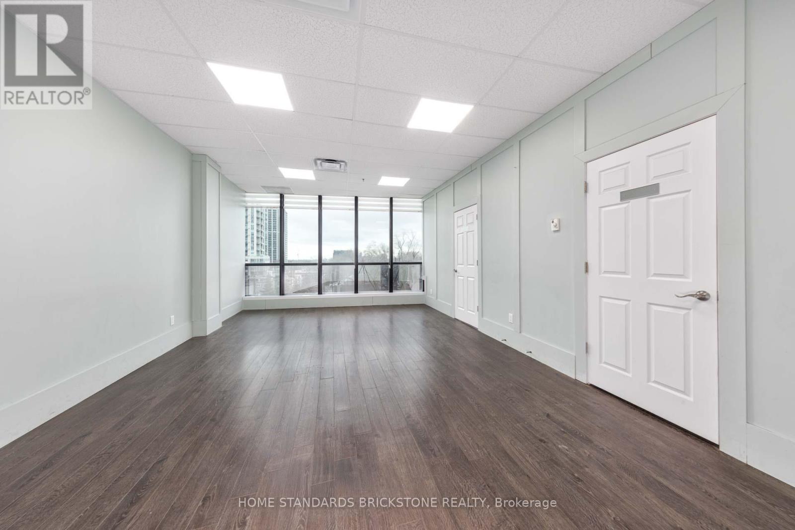Property at 334 - 4750 YONGE STREET image 5