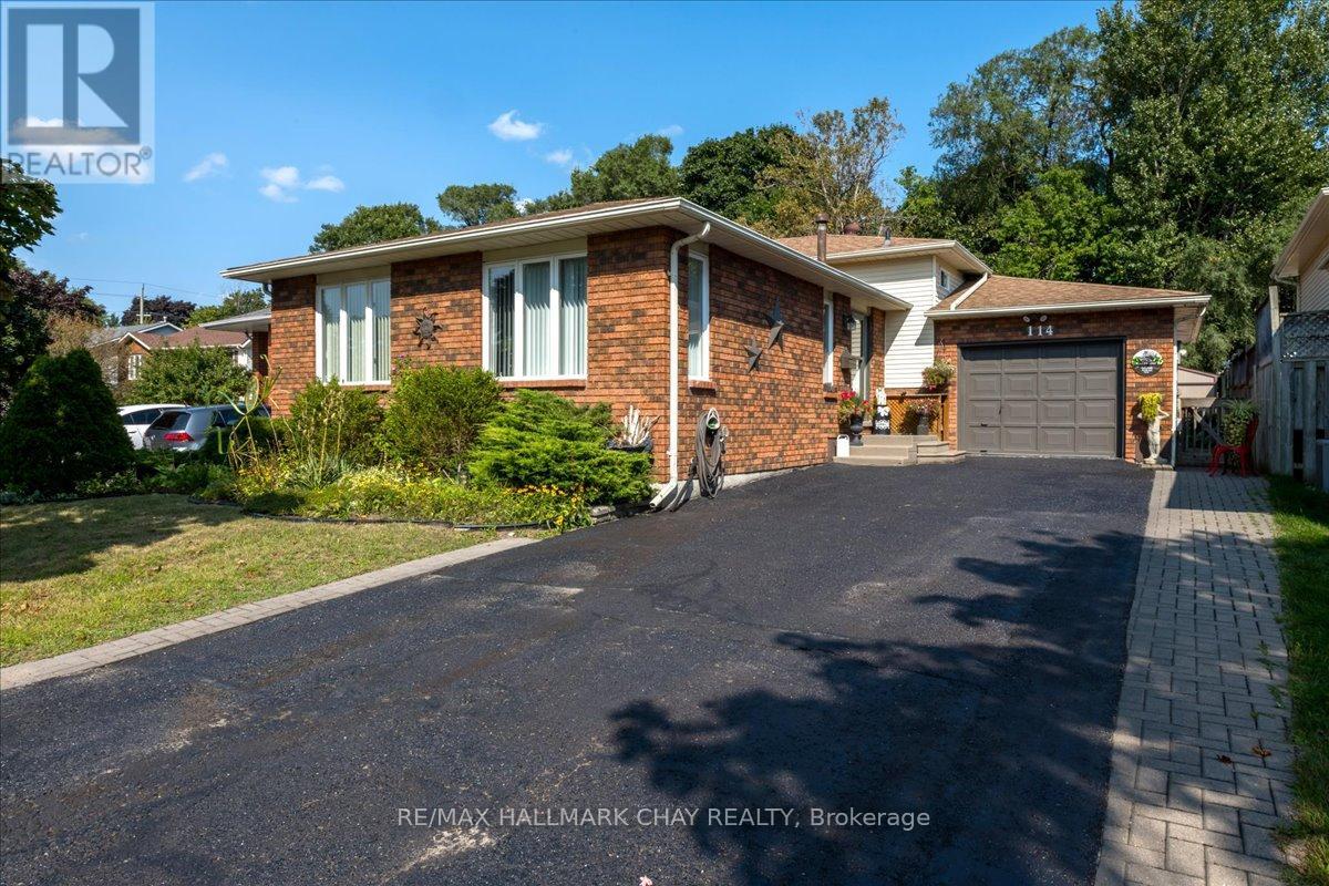 Property at 114 CHIEFTAIN CRESCENT image 1
