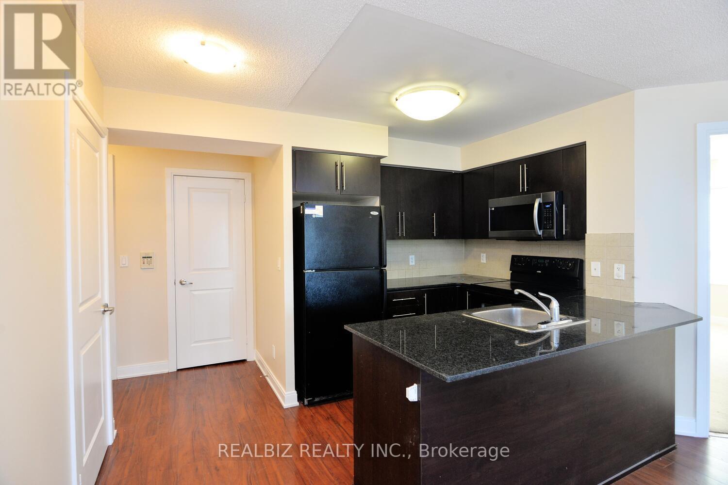 802 - 330 Burnhamthorpe Road W, Mississauga, Ontario  L5B 3Y5 - Photo 20 - W12011093