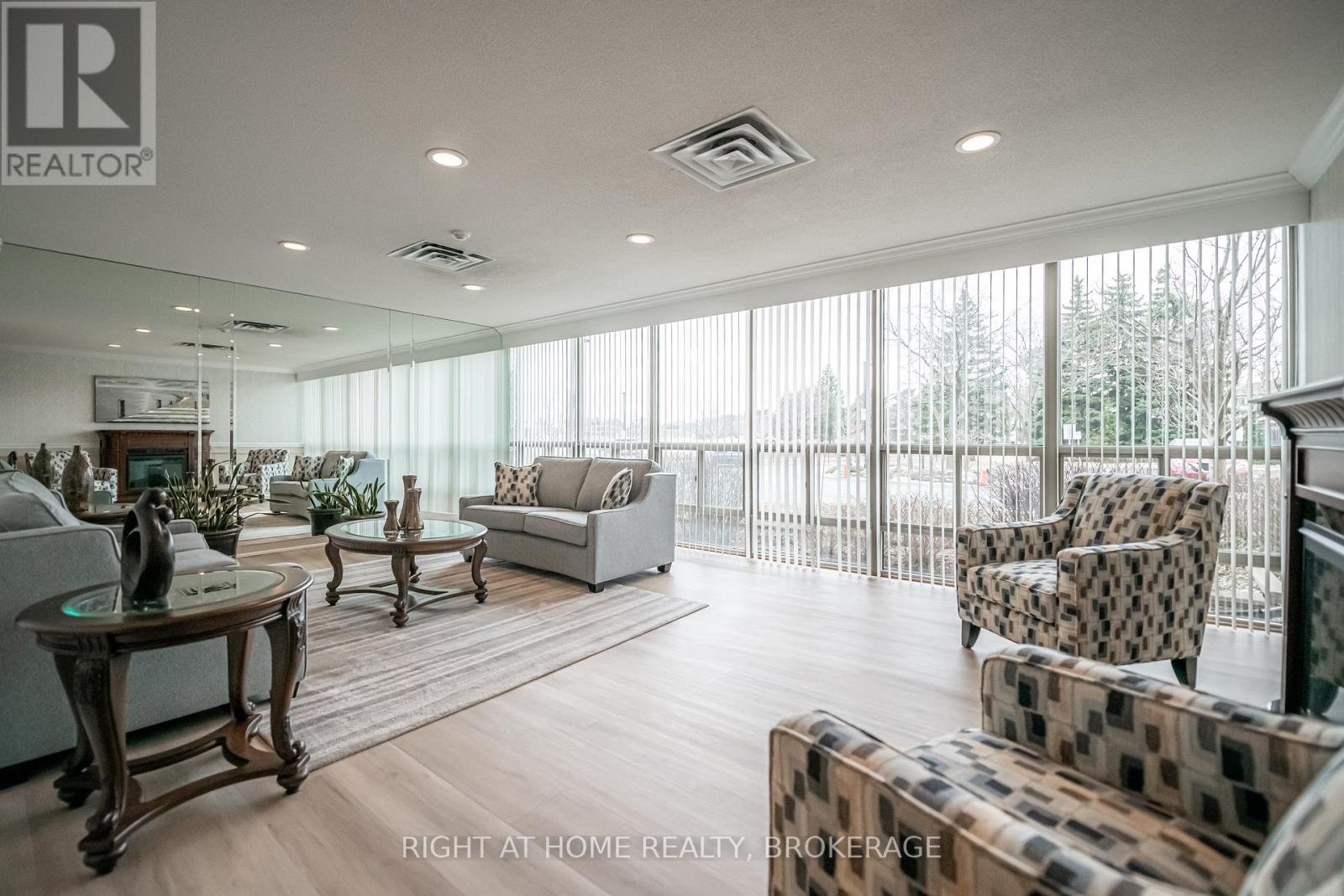 Property at 1004 - 5070 PINEDALE AVENUE image 4