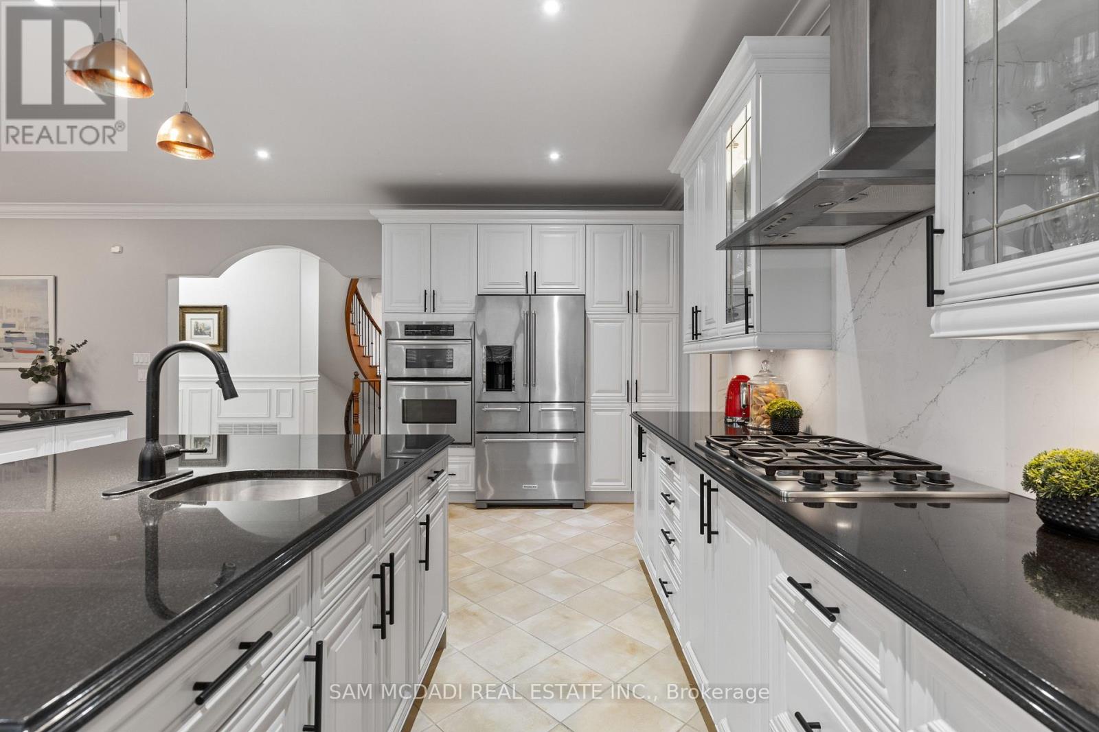 1206 Mount Vernon Street, Mississauga, Ontario  L5H 4M3 - Photo 11 - W12035367