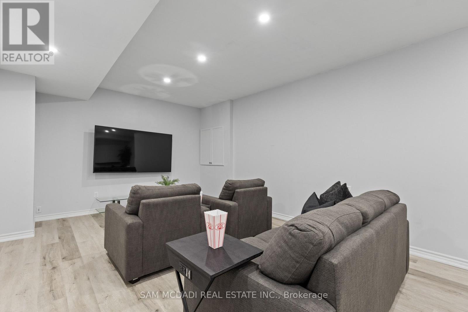 1206 Mount Vernon Street, Mississauga, Ontario  L5H 4M3 - Photo 30 - W12035367