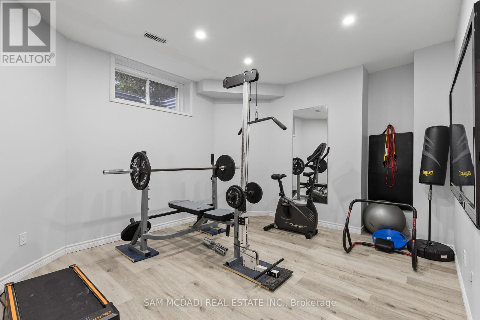 1206 Mount Vernon Street, Mississauga, Ontario  L5H 4M3 - Photo 31 - W12035367