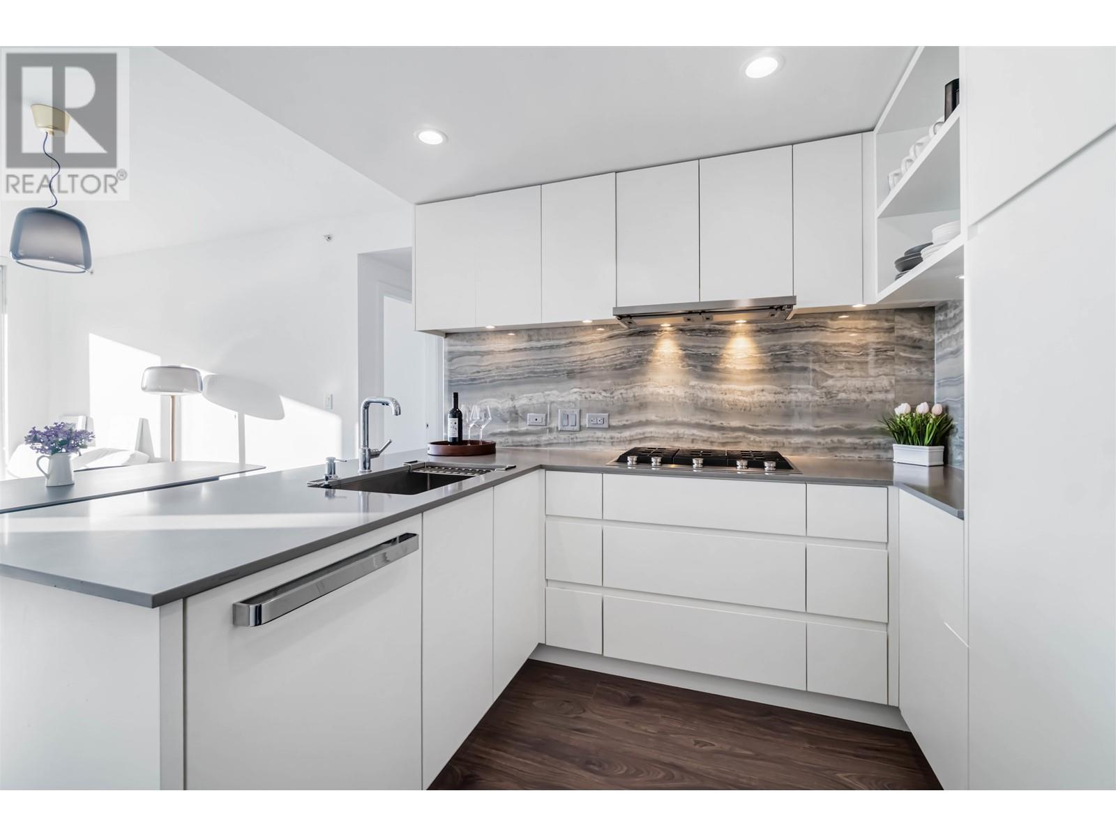 3009 450 Westview Street, Coquitlam, British Columbia  V3K 0G3 - Photo 12 - R2976472