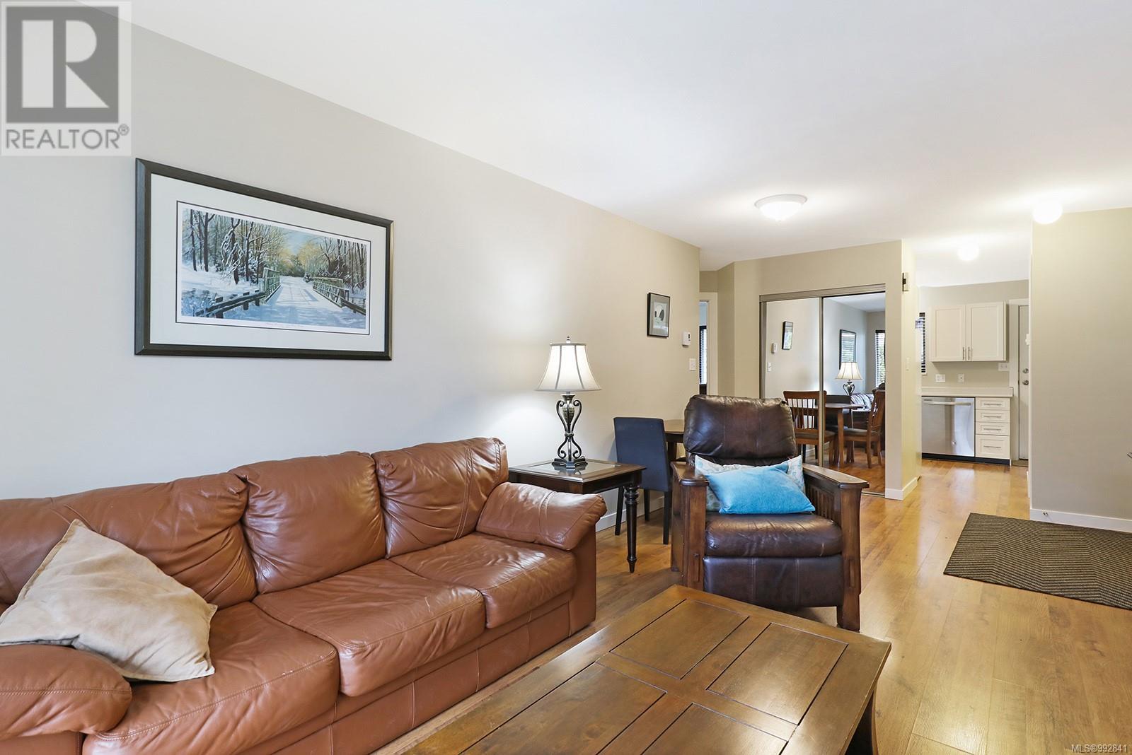 Property at 1A 851 5th St image 5