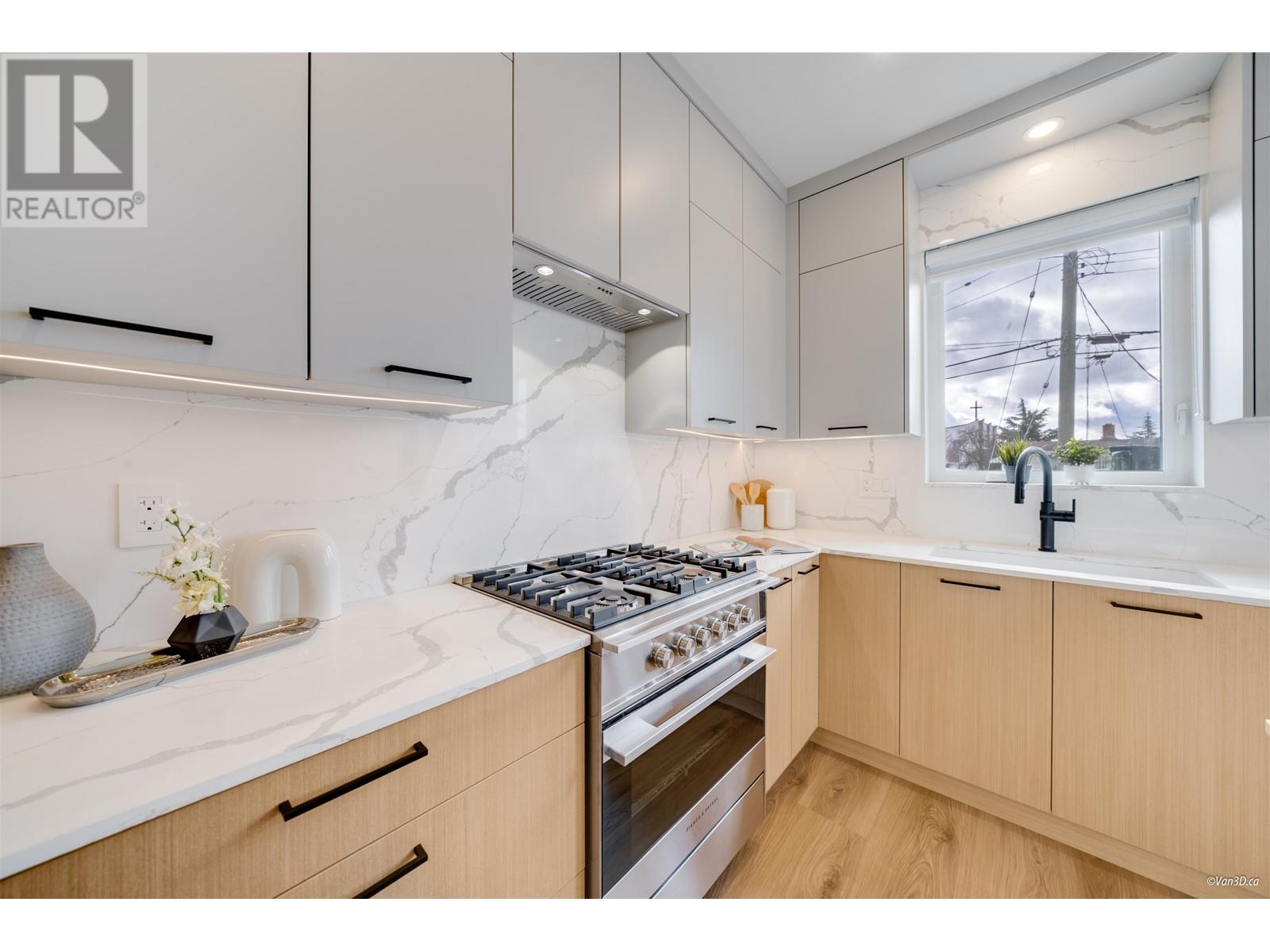 1812 E 55th Avenue, Vancouver, British Columbia  V5P 2A1 - Photo 12 - R2978962