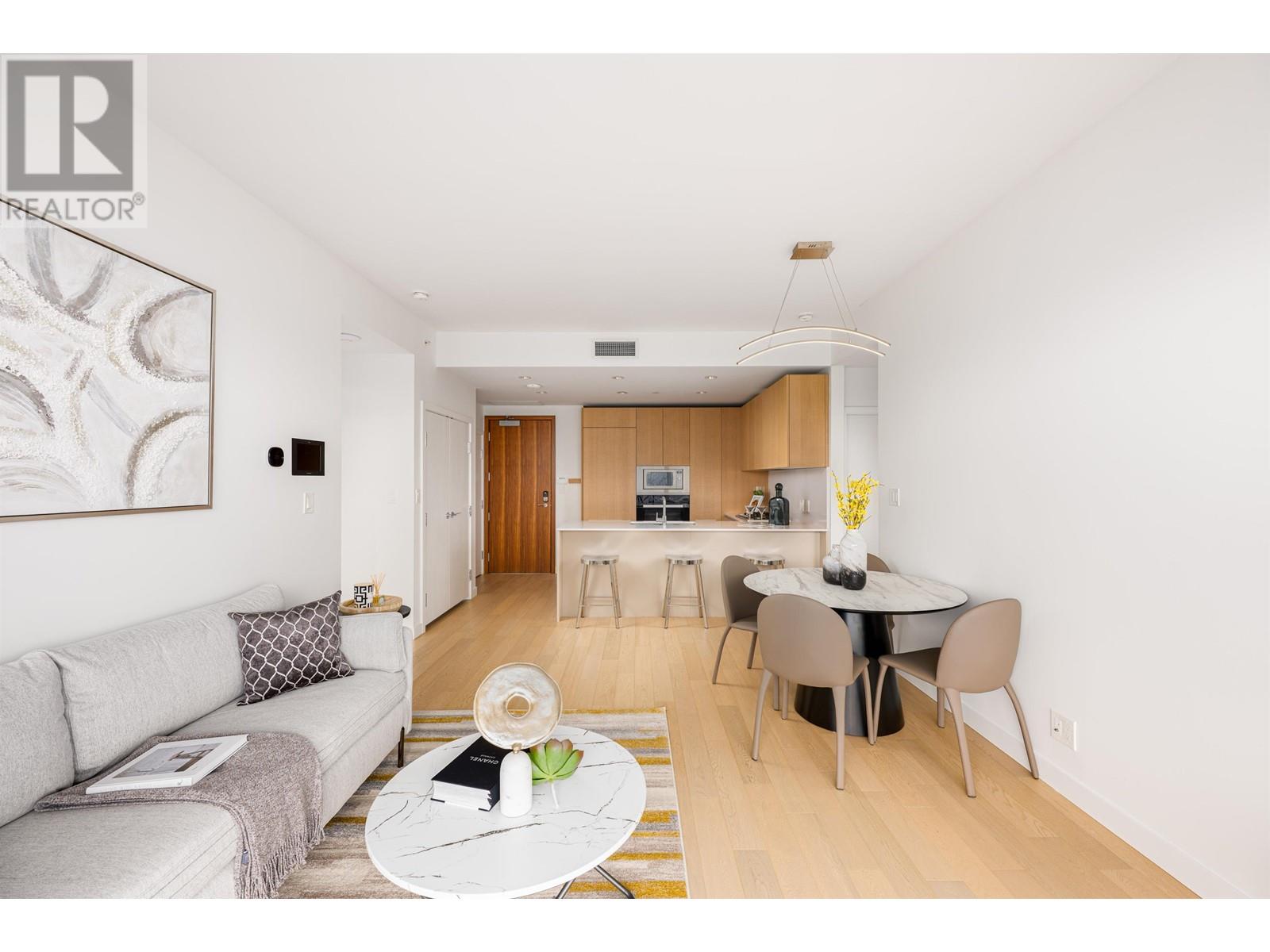 Listing Picture 5 of 29 : 405 6622 PEARSON WAY, Richmond / 烈治文 - 魯藝地產 Yvonne Lu Group - MLS Medallion Club Member