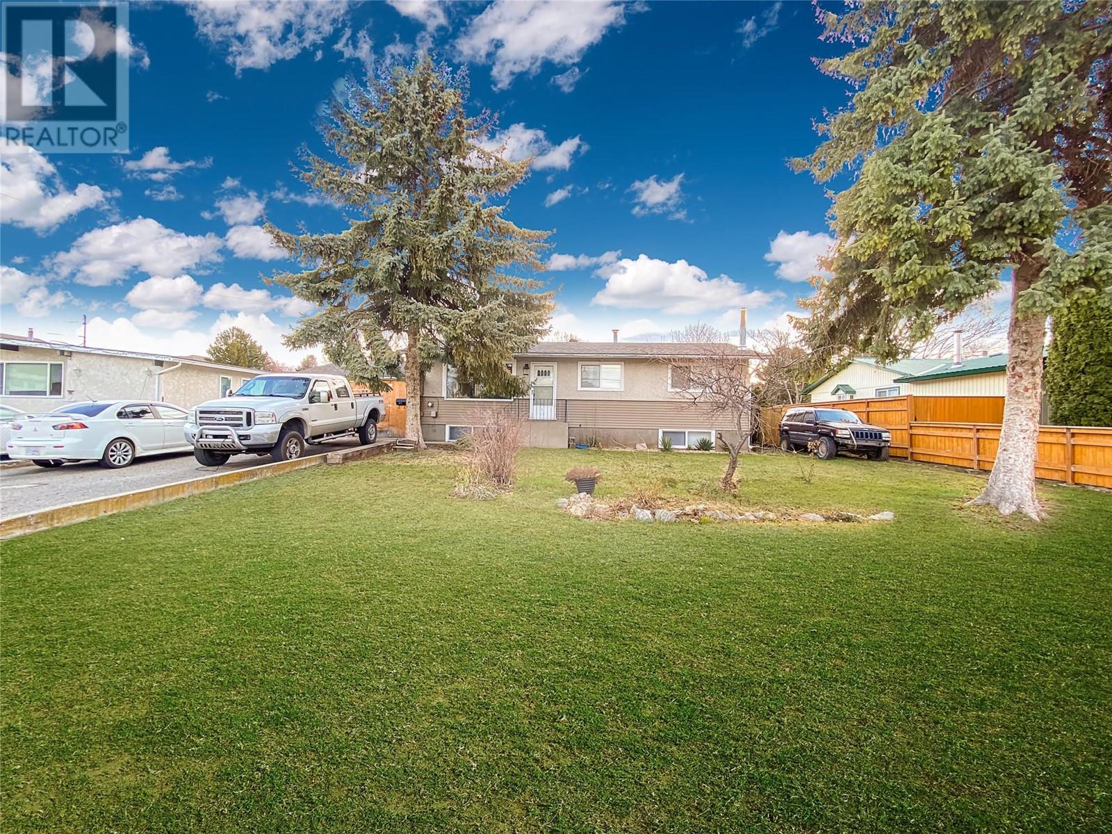 Property at 215 Davie Road S image