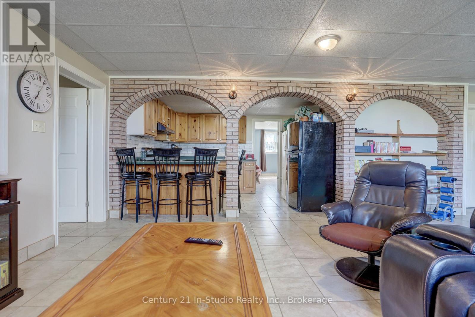 84298 Bluewater Highway, Ashfield-Colborne-Wawanosh, Ontario  N7A 3X9 - Photo 21 - X12035399