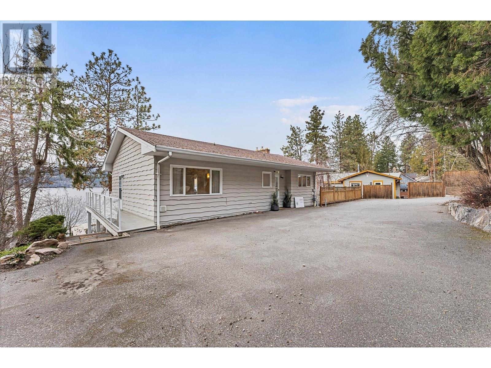17110 Coral Beach Road, Lake Country, British Columbia  V4V 1B9 - Photo 39 - 10339983