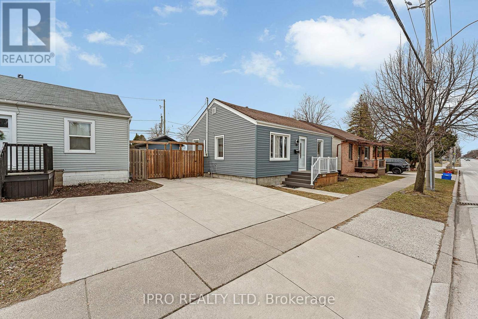 Property at 1659 PRINCE ROAD image 2