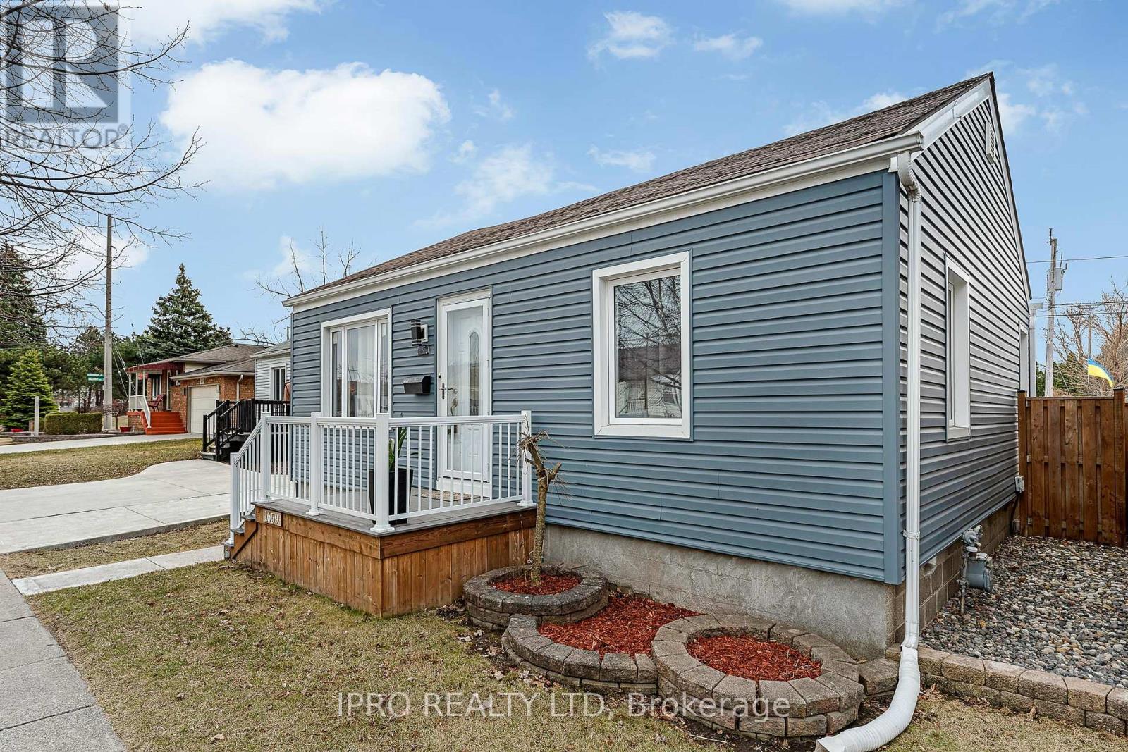Property at 1659 PRINCE ROAD image 5