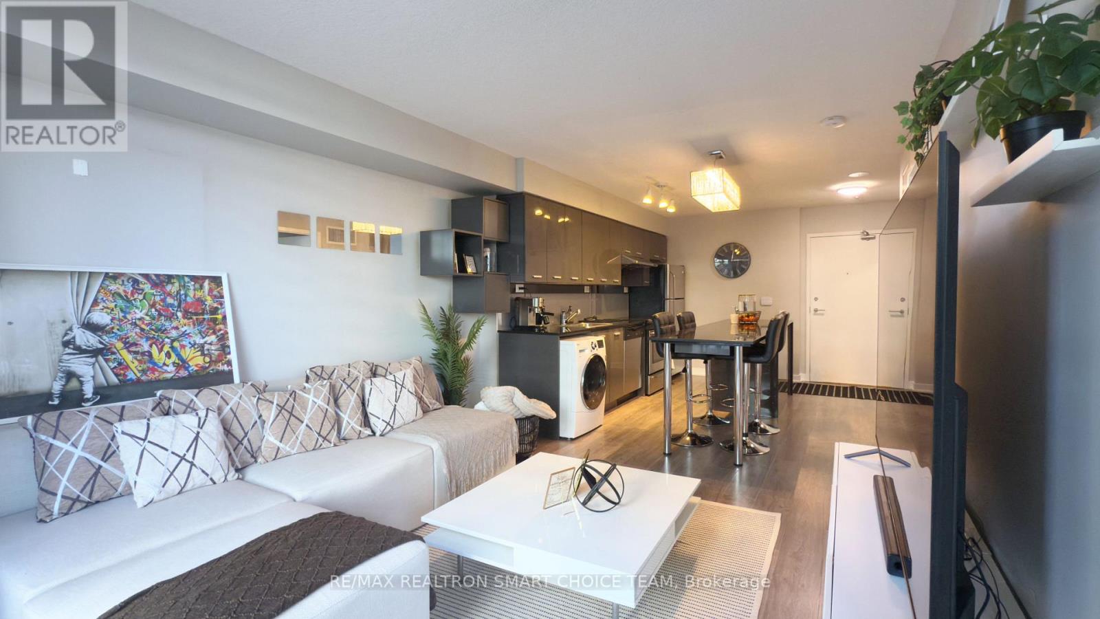 215 - 19 Singer Court, Toronto (Bayview Village), Ontario  M2K 0B2 - Photo 6 - C12035449