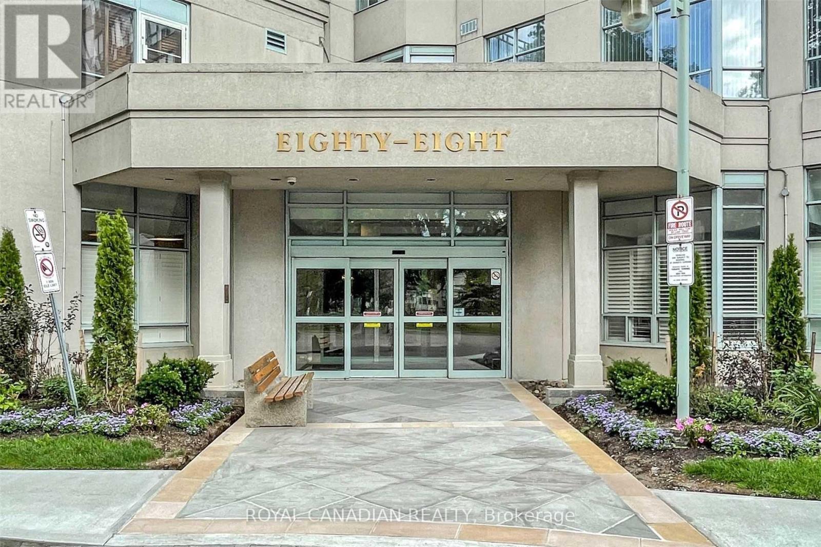 2418 - 88 Corporate Drive E, Toronto, Ontario  M1H 3G6 - Photo 3 - E12035456