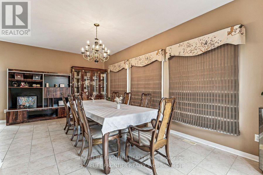 1906 Webster Boulevard W, Innisfil, Ontario  L9S 2A6 - Photo 10 - N12034561