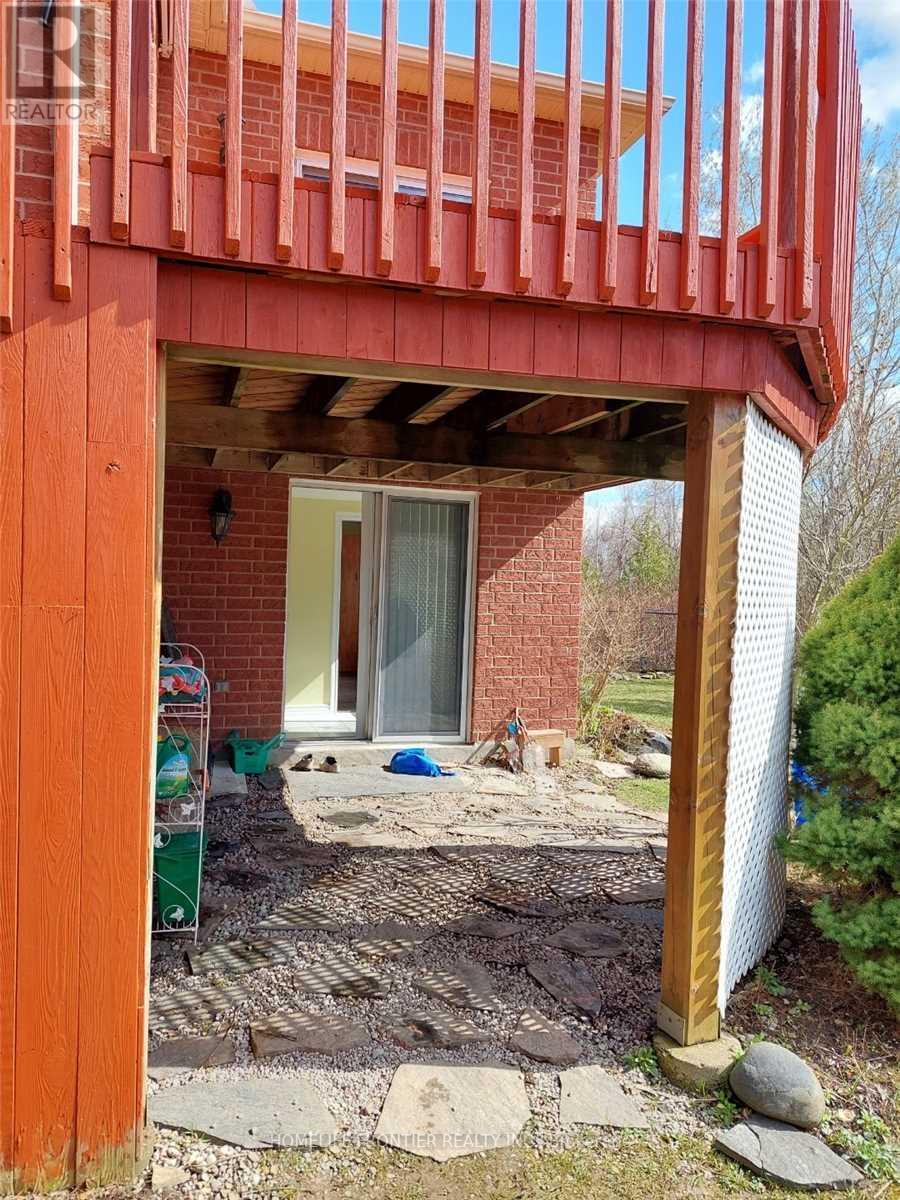 1906 Webster Boulevard W, Innisfil, Ontario  L9S 2A6 - Photo 14 - N12034561