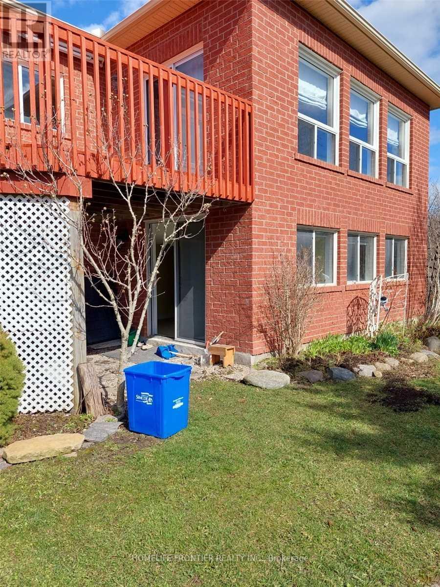 1906 Webster Boulevard W, Innisfil, Ontario  L9S 2A6 - Photo 15 - N12034561