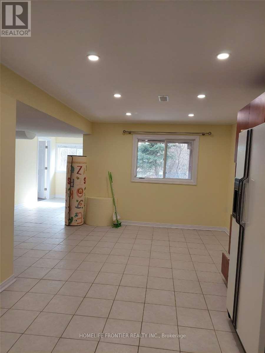 1906 Webster Boulevard W, Innisfil, Ontario  L9S 2A6 - Photo 17 - N12034561
