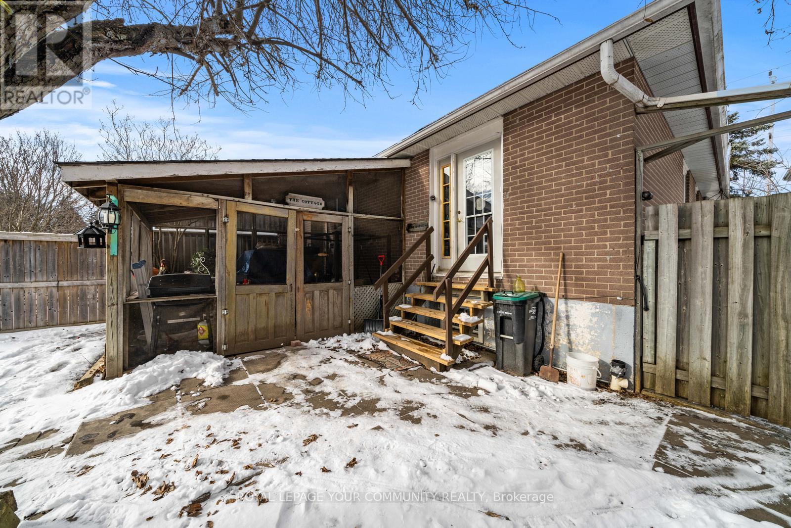 Property at 368 AGAR AVENUE image 5
