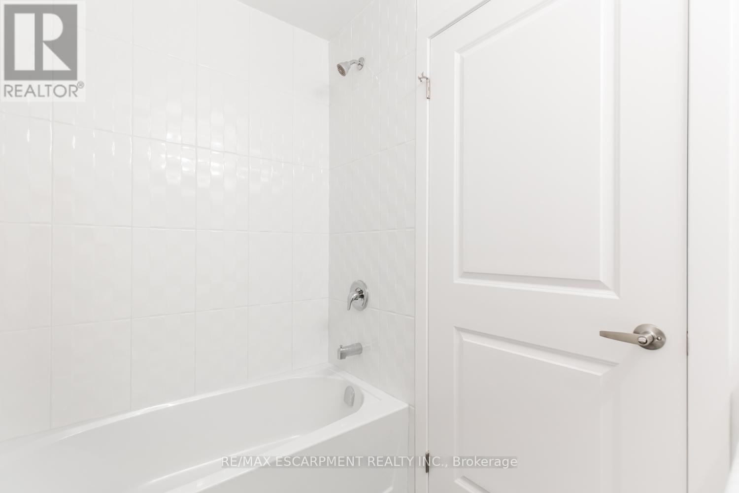 612 - 5055 Greenlane Road, Lincoln (981 - Lincoln Lake), Ontario  L0R 1B3 - Photo 22 - X12035437
