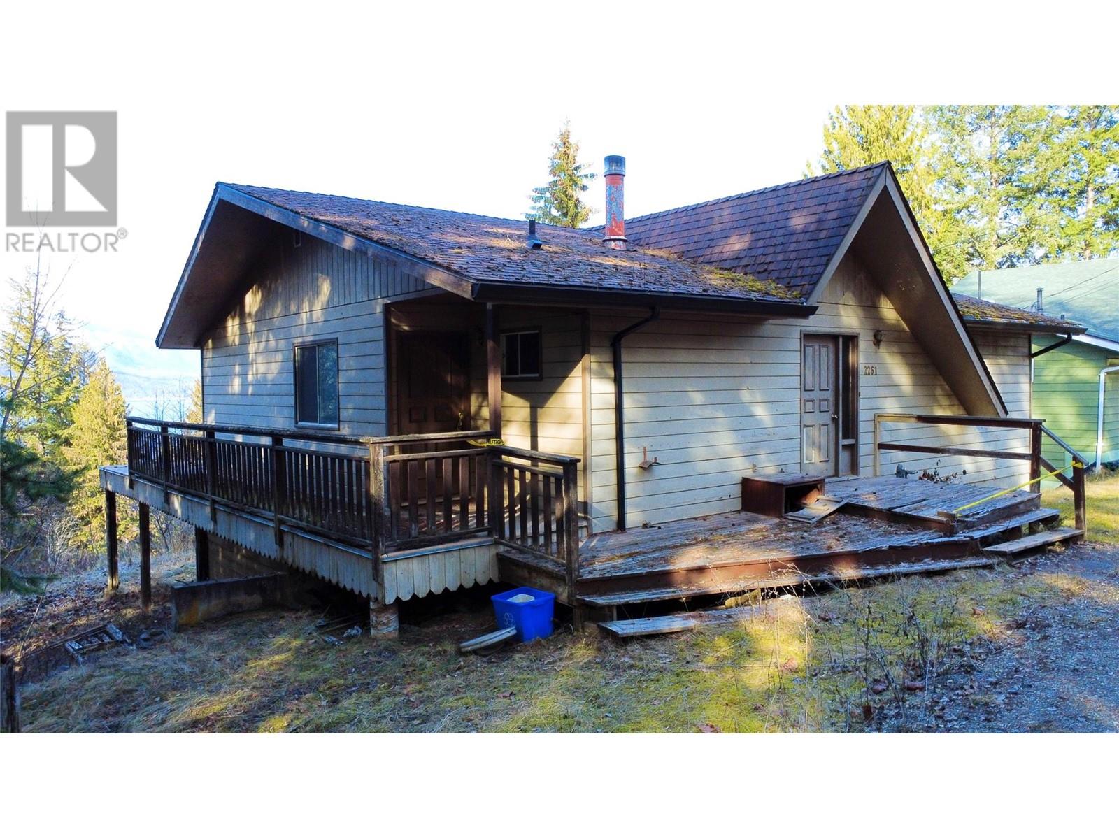 Property at 2261 Lakeview Drive image 1