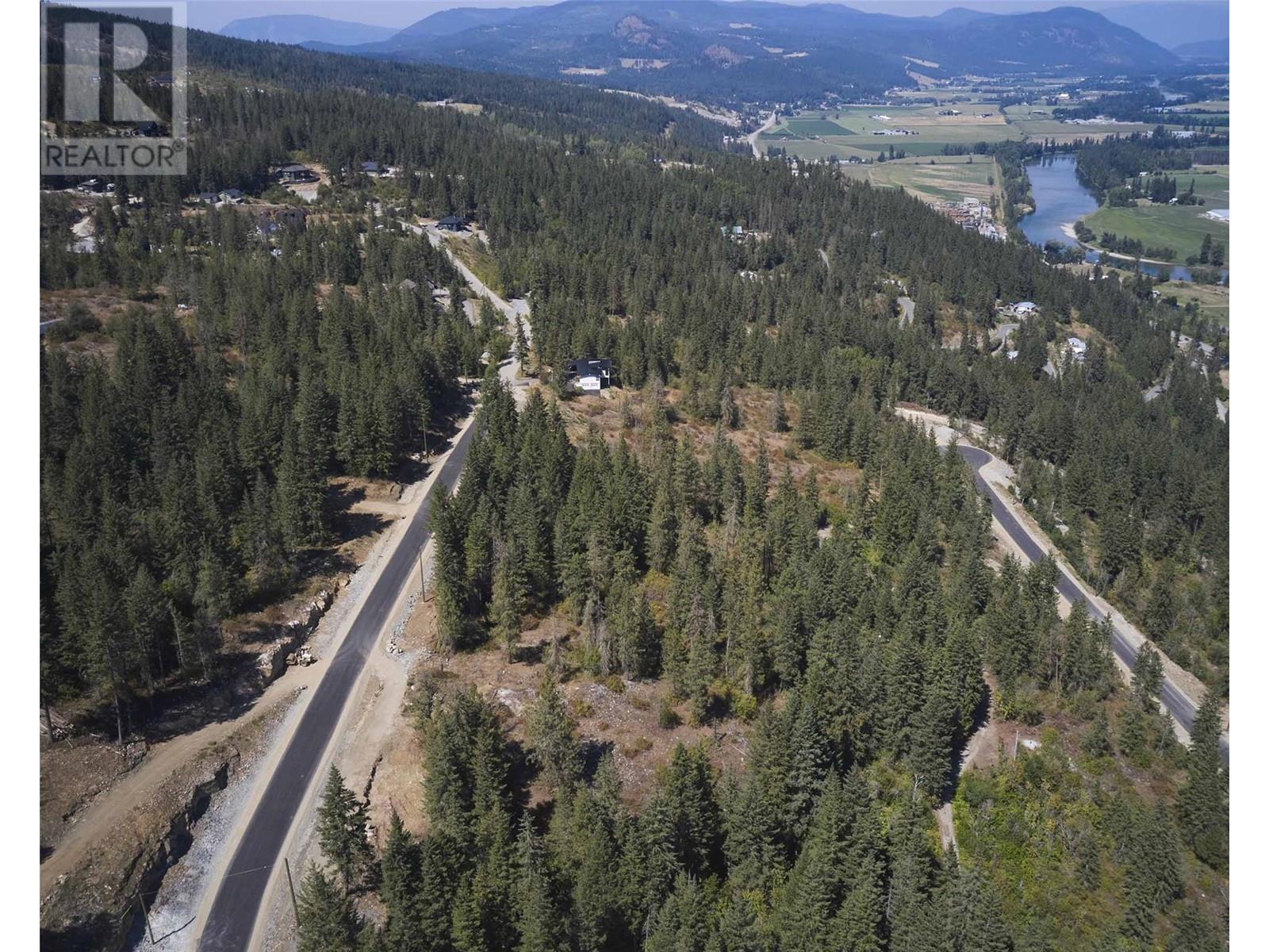 252 Crooked Pine Road, Enderby, British Columbia  V0E 1V1 - Photo 4 - 10340175