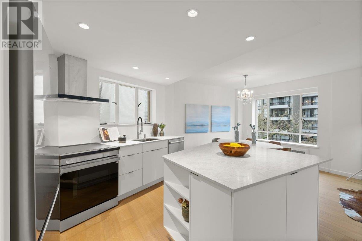 405 1949 Beach Avenue, Vancouver, British Columbia  V6G 1Z2 - Photo 7 - R2980809