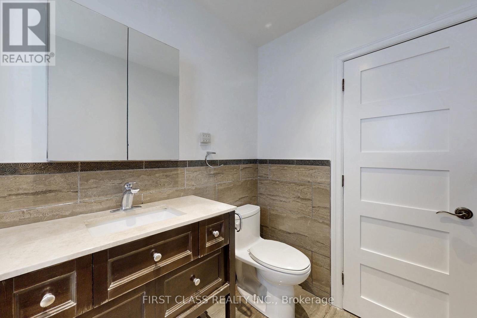 204 Pemberton Avenue, Toronto, Ontario  M2M 1Y4 - Photo 28 - C12035483