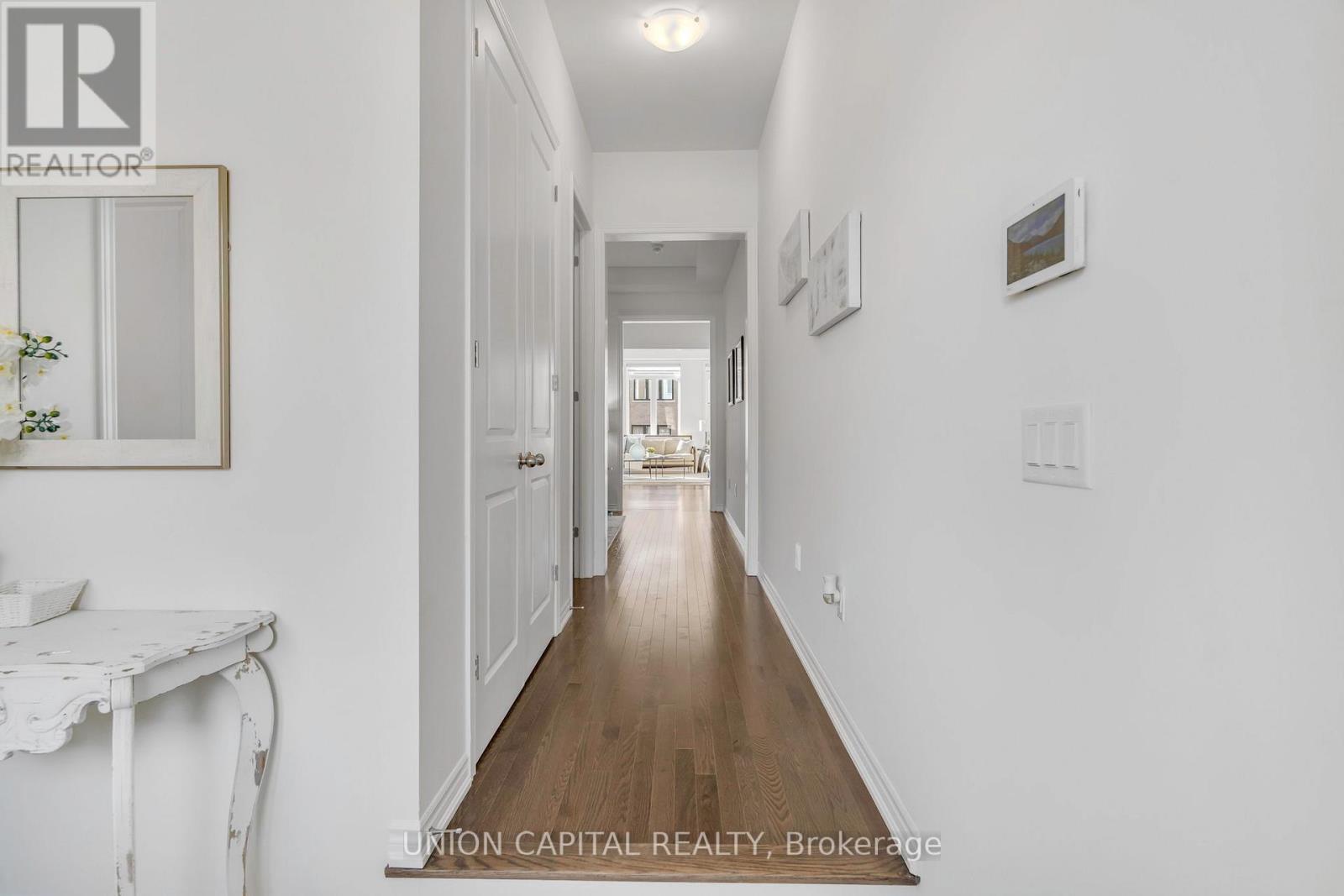 Property at 123 HALLDORSON AVENUE image 3